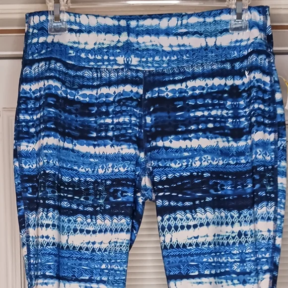 Danskin Now Blue/Black Leggings Size Med - Picture 3 of 5